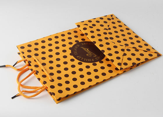 بسته بندی نایلون تزئینی بسته بندی هدیه با فویل طلا تمبر داغ و الگوی نقطه