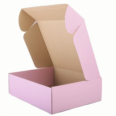 جعبه های بسته بندی هدیه افست 4C صورتی 157 گرمی مقوایی CMYK برای لباس
