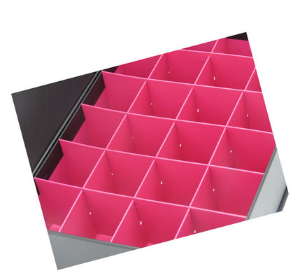 جعبه بسته بندی جعبه های سفارشی قابل حمل جعبه مواد کاغذی کرافت با بسته شدن مغناطیسی